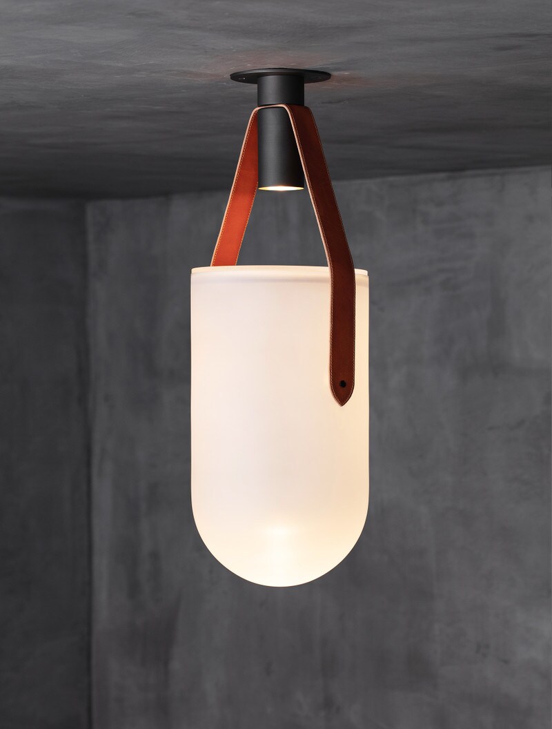 Flush Well 14" shown in Flat Black, Tan Leather, Frosted Glass